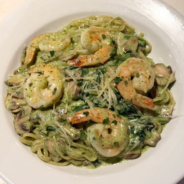 Prawns linguine Al Pesto.