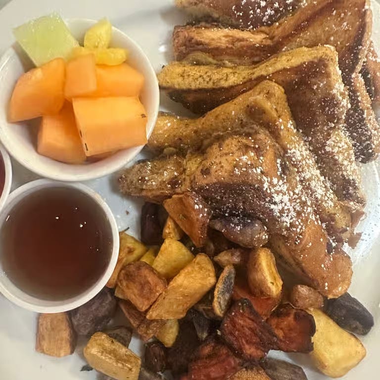 Delicious French Toast and Brunch Favorites